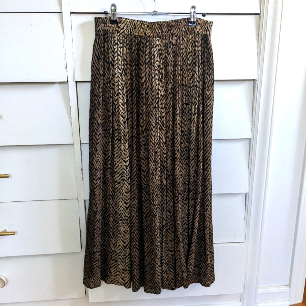 Vtg Tiger Print Maxi Skirt - "One Size" fits Small to Large